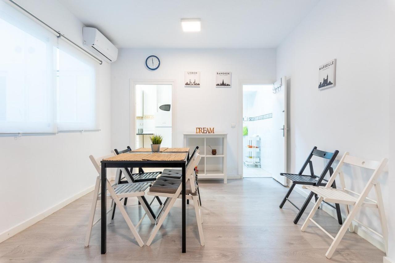 Апартаменты Piso Capuchinos Centrico Малага Экстерьер фото